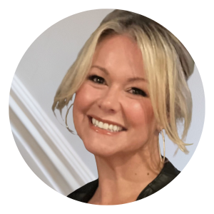 Amanda  | Team Leader & Professional Organizer